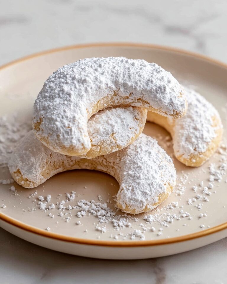 Almond Crescent Cookies Recipe