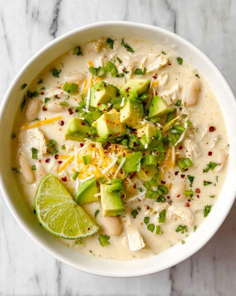 Slow Cooker White Chicken Chili Recipe